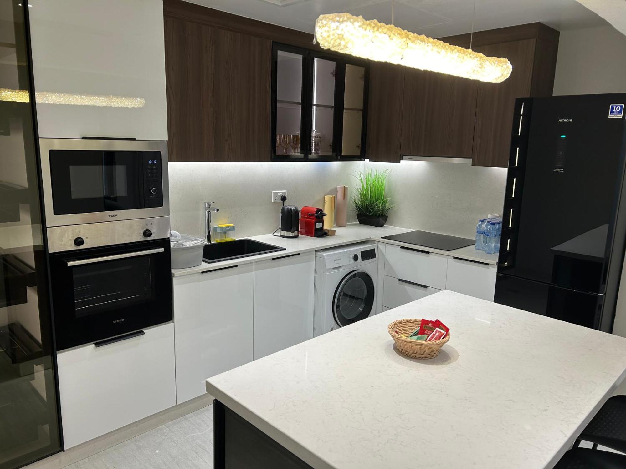 Usmans 4Bdrm Jbr Sadaf Next To Ritz Carlton Walk Lägenhet Dubai Exteriör bild
