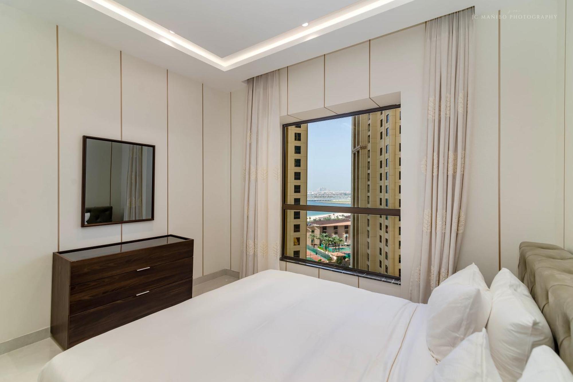 Usmans 4Bdrm Jbr Sadaf Next To Ritz Carlton Walk Lägenhet Dubai Exteriör bild