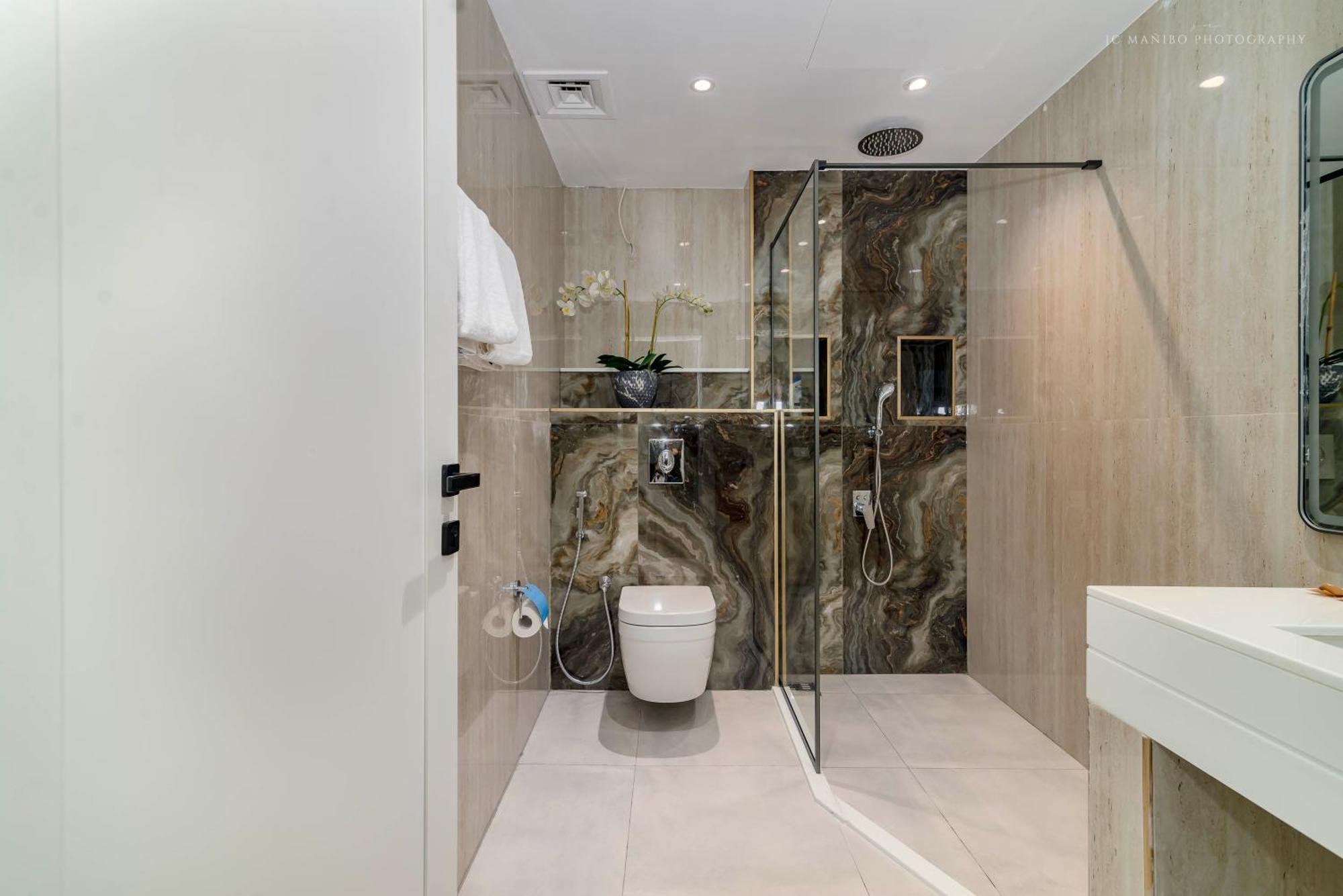 Usmans 4Bdrm Jbr Sadaf Next To Ritz Carlton Walk Lägenhet Dubai Exteriör bild