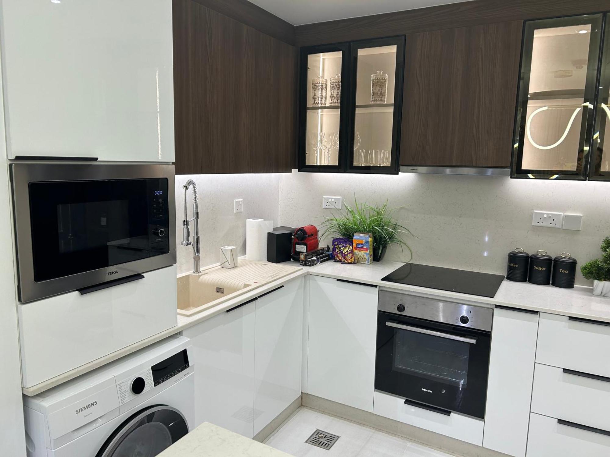 Usmans 4Bdrm Jbr Sadaf Next To Ritz Carlton Walk Lägenhet Dubai Exteriör bild
